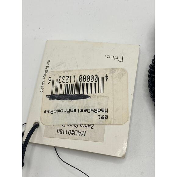 MAD BY DESIGN Women’s Black-Cream Chevron Handmade Square Shoulder Bag SZ OS - Picture 6 of 11